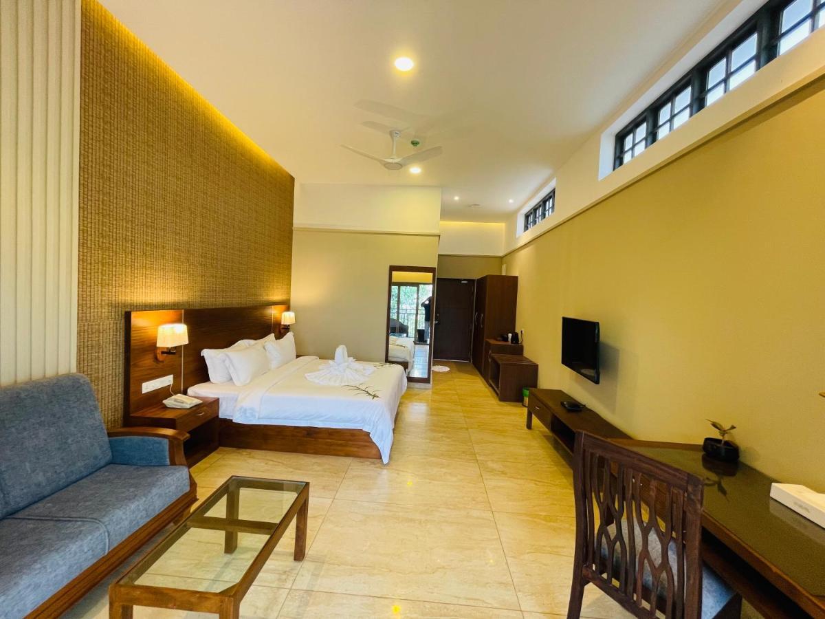 Elephant Passage Munnar Exterior foto Deluxe Room